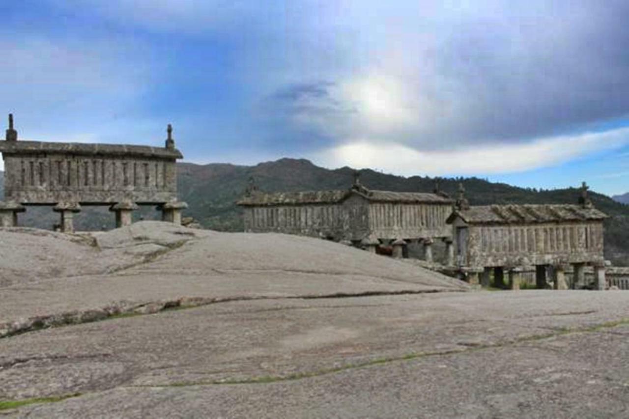 Casinha Da Raposeira Villa Soajo Luaran gambar